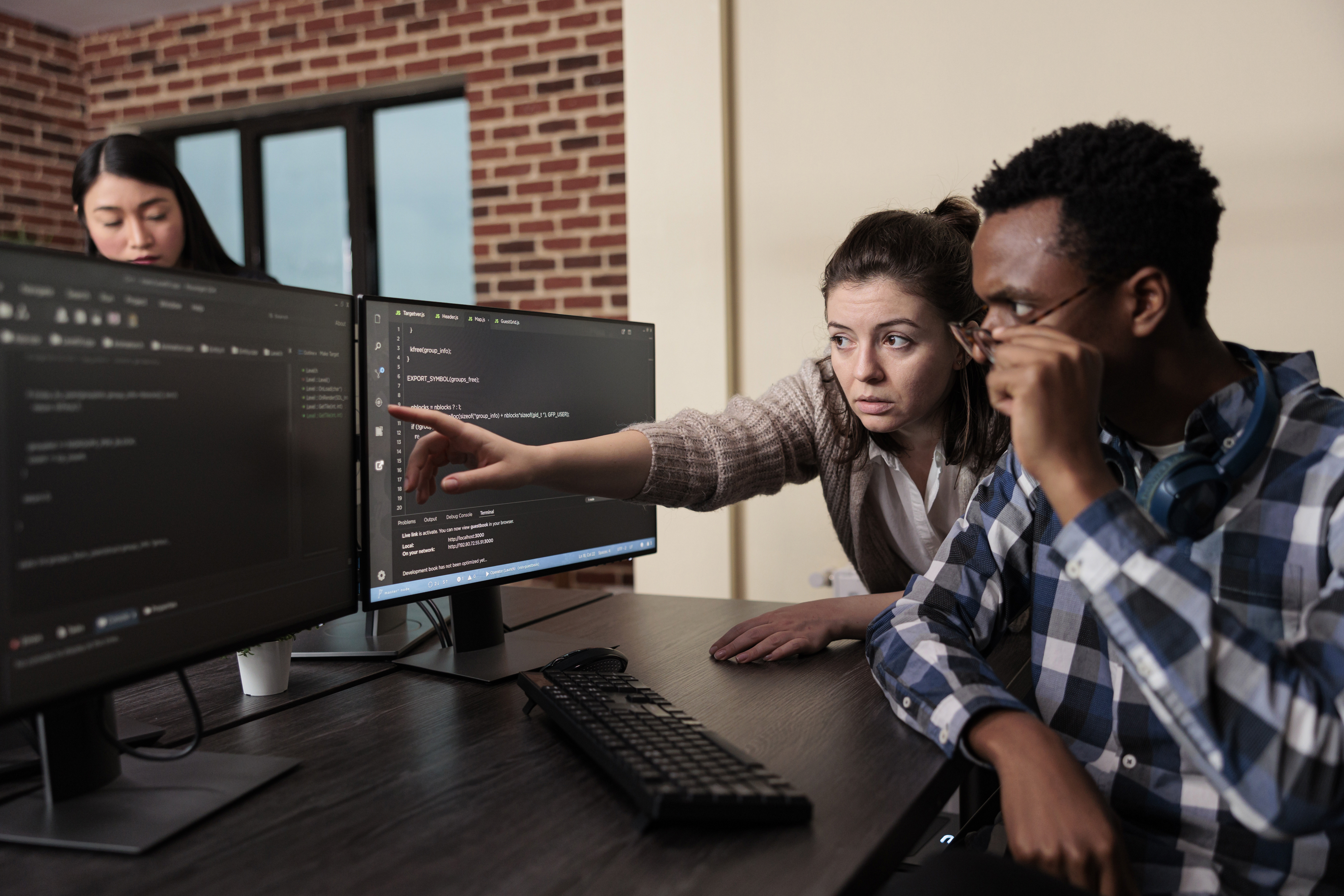 Pelatihan efektif untuk karyawan dalam menghadapi taktik social engineering